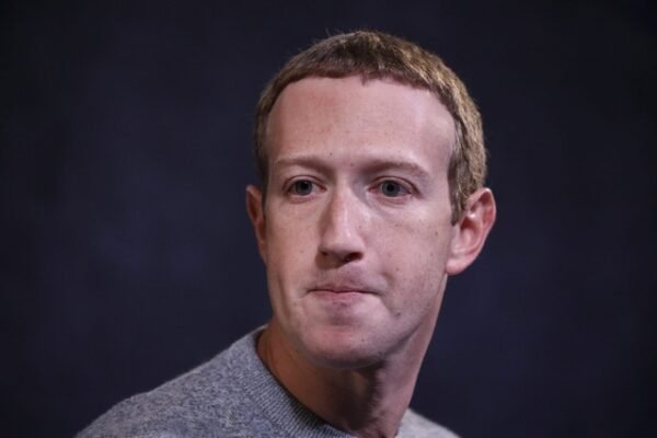 Mark Zuckerberg: 'I don't have time to surf Facebook'! 3